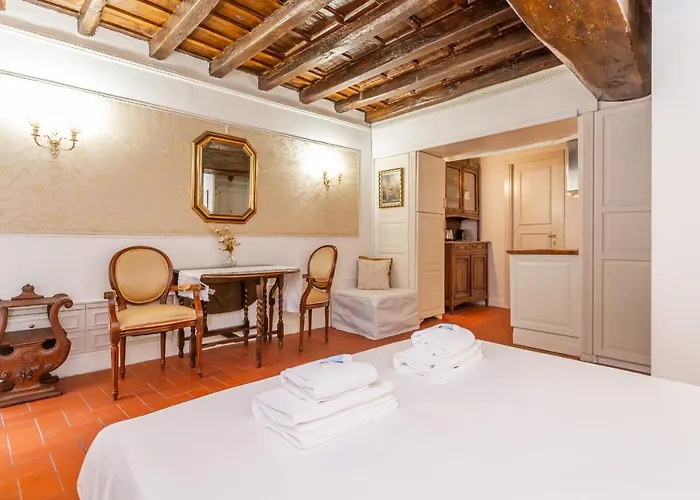 Al Cortile Del Moro